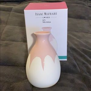 Isaac Mizrahi ceramic decorative vase